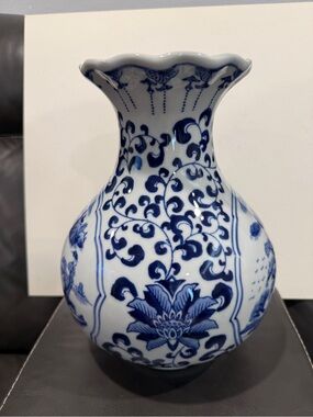 12” high used Blue and White Porcelain Accent Vase - Elegant Floral Design